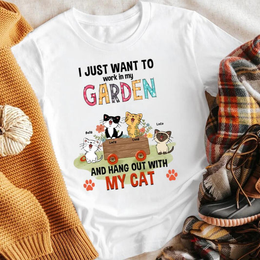 Personalized Just Want To Work In Garden And Hang Out With My Cats T-Shirt