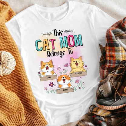 Personalized This Cat Mom Belong To NI0704001YR T-Shirt