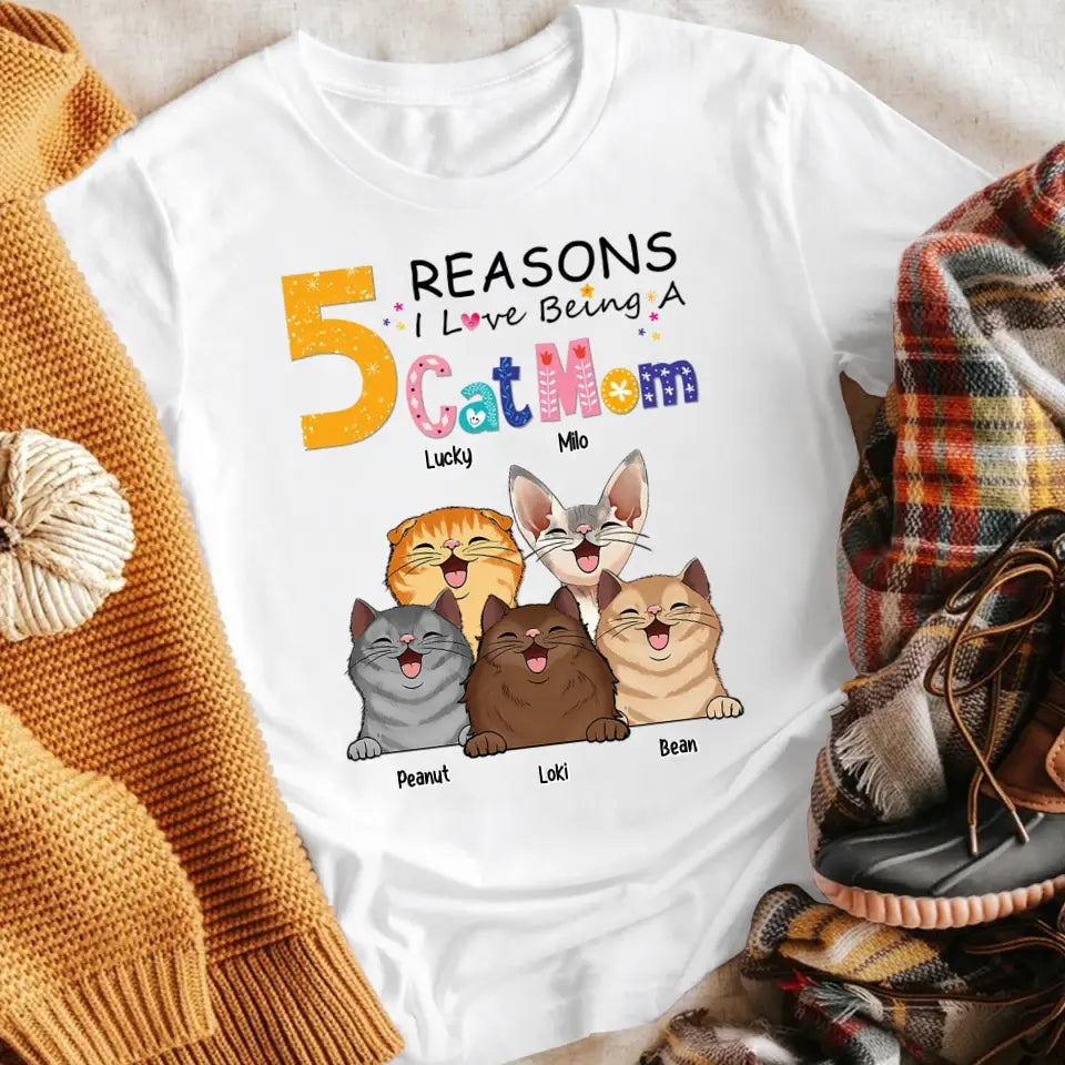 Personalized Reasons I Love Being A Cat Mom XR1504006YS T-Shirt