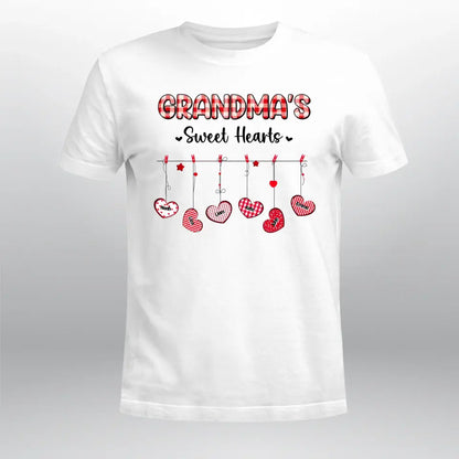 Personalized Grandma's Sweet Hearts NI2604002XR T-Shirt