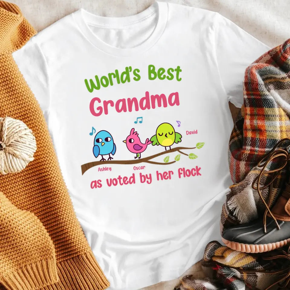 Personalized World‘s Best Grandma Bird Grandkids NI2604008YR T-Shirt