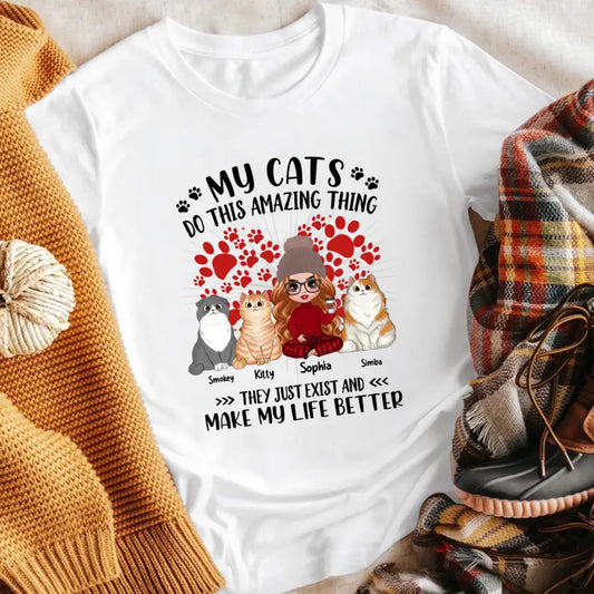 Personalized My Cats Do This Amazing Thing NI2203002XR T-Shirt