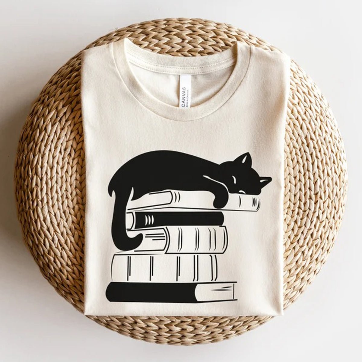 Books and Cats XR1402019CL T-Shirt - Cuztom Gift